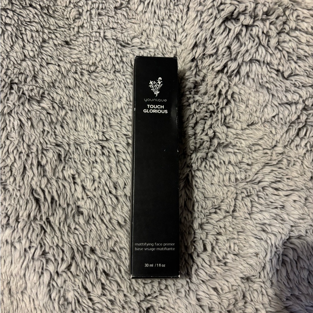 Younique face primer